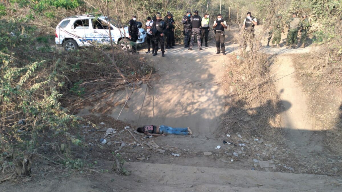 Matan a sujeto y lo tiran en el canal internacional