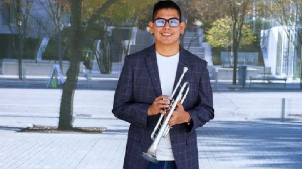 Orgullo nacional: Conoce a Elmer Churampi, el trompetista peruano que tocó en la toma de mando de Joe Biden