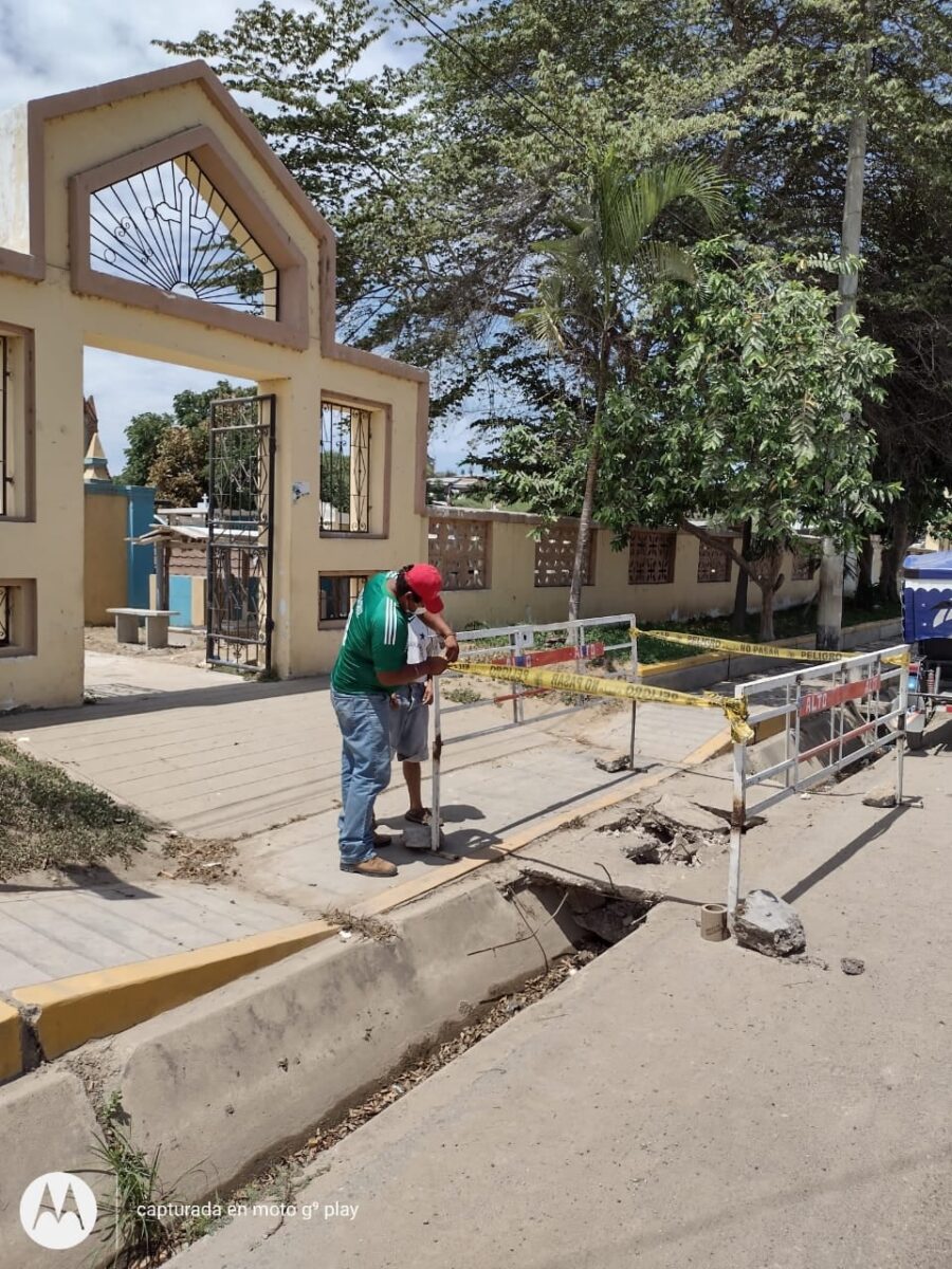 Cementerio “San Pedro” luce abandonado en Corrales