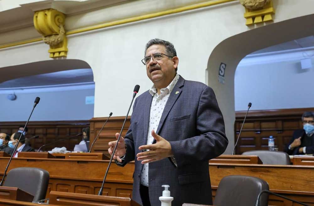 Merino De Lama anuncia dos plantas de oxígeno para Tumbes