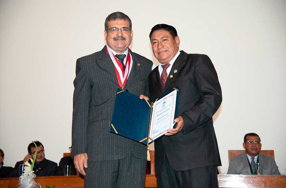 Docente de la UNT es elegido secretario general de Comunicadores de América del Sur