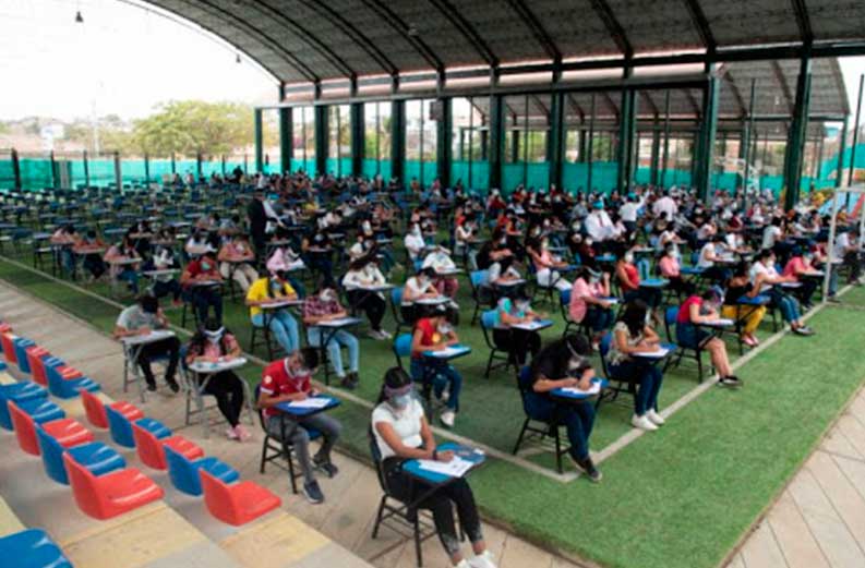 Estudiantes de universidades con licencia denegada podrán seguir sus estudios en la UNTUMBES