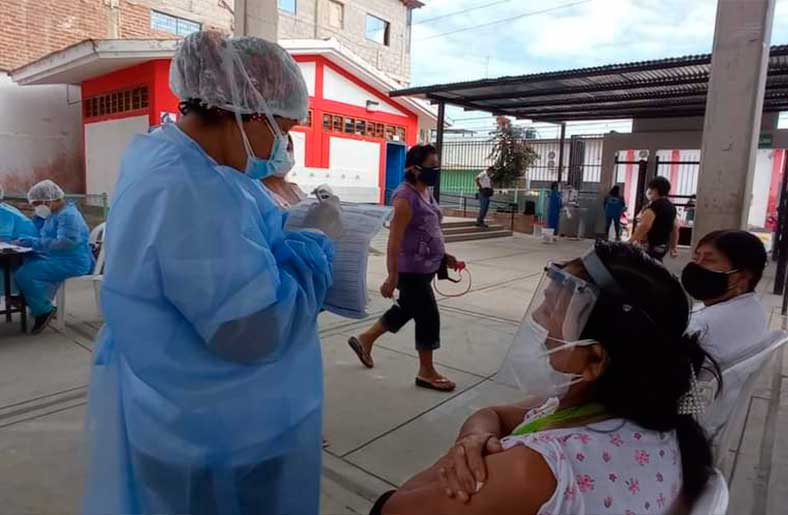 se llevó a cabo inmunización para mayores de 57 años contra la covid-19