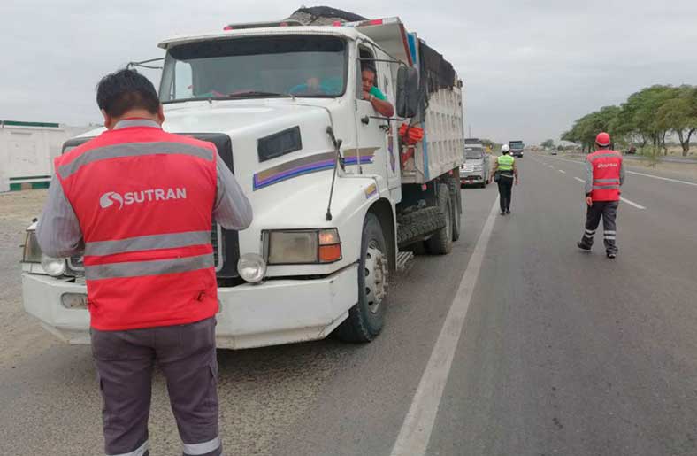 Transportistas de Tumbes ya están cansados de abusos y multas en la Panamericana