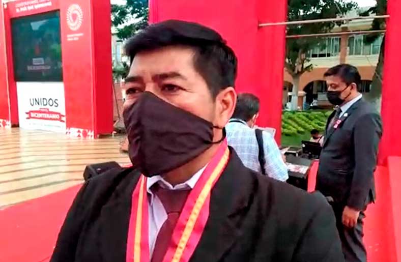 Jimy Silva no tenía permisos para realizar serenata en plaza mayor