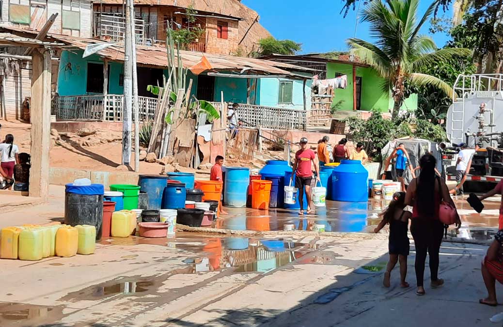 Pobladores de Zorritos se quejan por el abastecimiento de agua