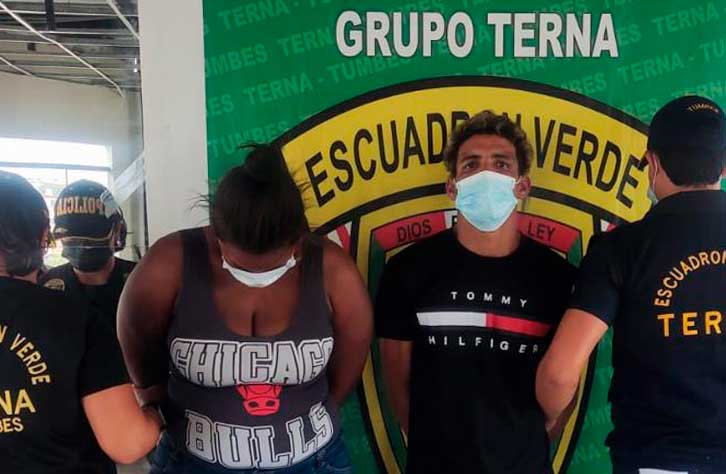 Capturan a alias “la negra” y “matacalor” con más de 700 ketes de PBC