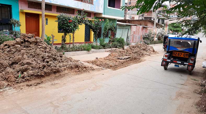 Empresa de aguas de Tumbes deja calle malograda en barrio Bellavista