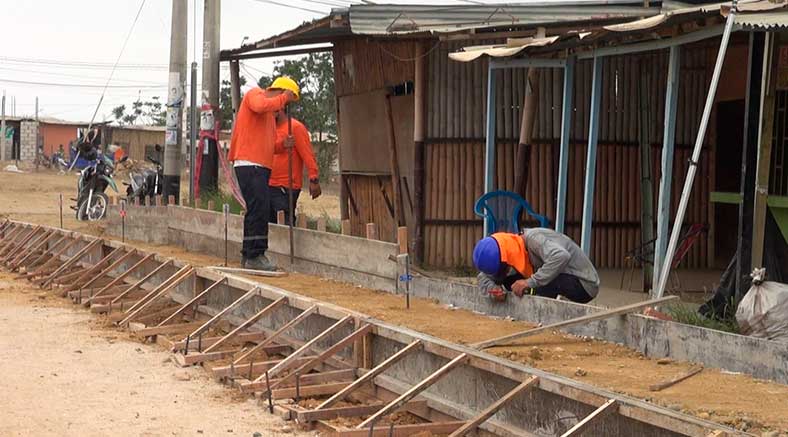 Responden ante retrasos en la ejecución de obras en Andrés Araujo Morán