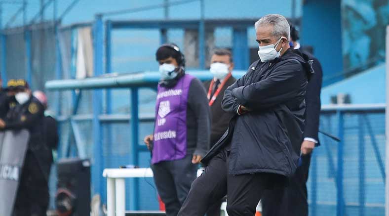 DT Gregorio Pérez asegura que la prioridad en la «U» es ganar el título nacional