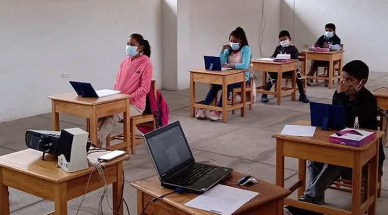 El CNE llama a un retorno a la presencialidad escolar con mejoras educativas
