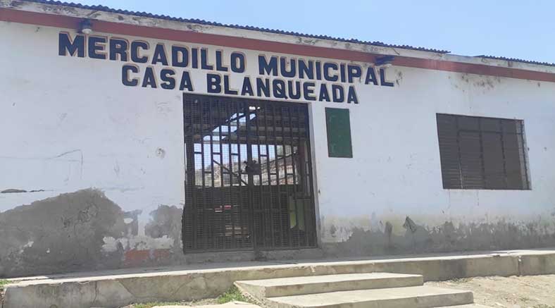 Mercadillo de Casablanqueada se encuentra destruido