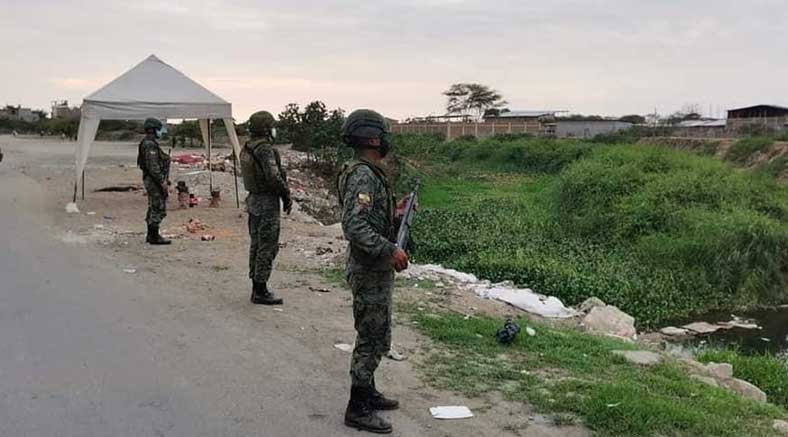 Más de 200 policías resguardan la seguridad en la frontera
