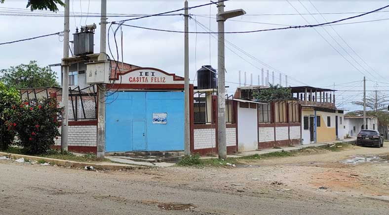 Derrame de agua potable se registró en la I.E.I. Casita feliz del A.H. El Bosque por más de una semana