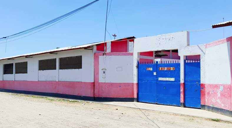 I.E. Miguel Grau, de Puerto Pizarro, se encuentra en condiciones deplorables