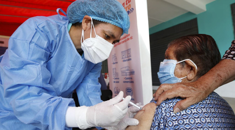Covid-19: Perú registra el 74.1% de su población objetiva vacunada con dos dosis