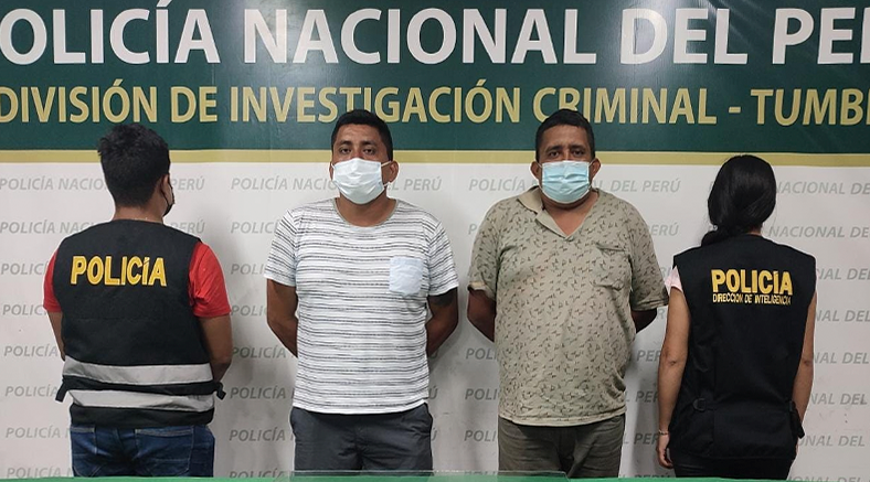 Captura a dos coyoteros en persecución policial
