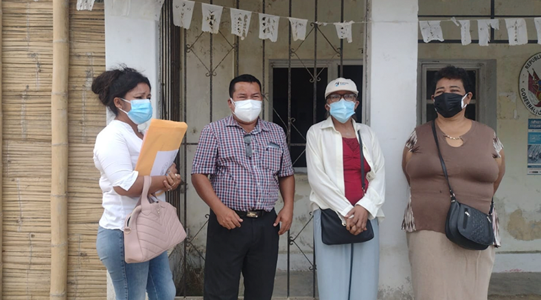 Simpatizantes de Perú Libre se mostraron indignados por designación de Subprefecta de Contralmirante Villar