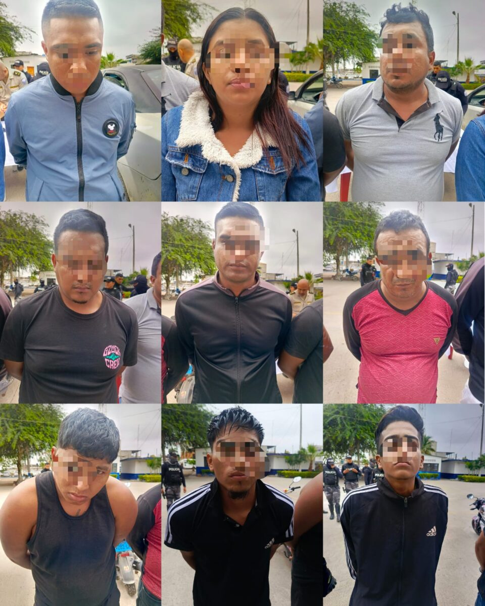 POLICÍAS PERUANOS PASARON AL PENAL DE MACHALA ECUADOR