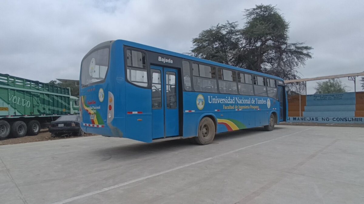 INTERVIENEN BUS DE LA UNT POR FALTA DE REVISIÓN TÉCNICA