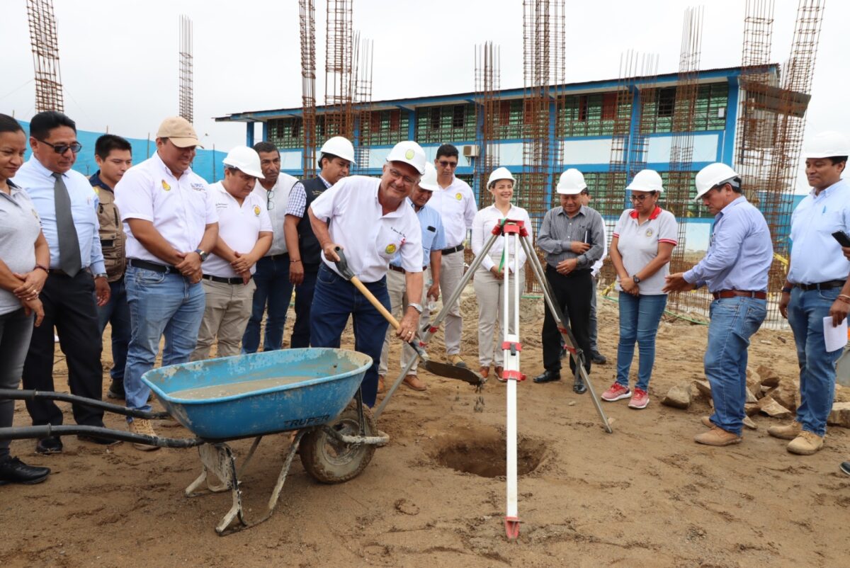 Grave riesgo para obra educativa en la I.E. Inmaculada Concepción por deficiencias técnicas y falta de supervisión