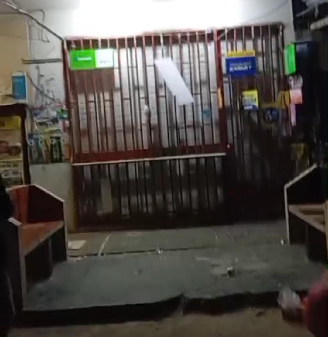 EXTORSIONADORES DINAMITAN UN AGENTE BANCARIO EN ZARUMILLA