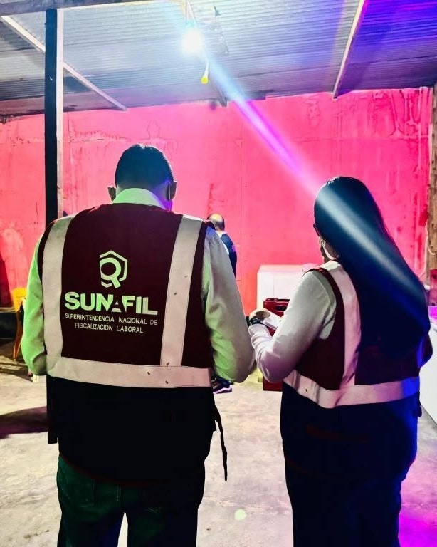 Ejecutan operativo en bares y cantinas de Puerto Pizarro y Zarumilla