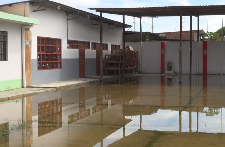 Colegio inicial, Cuna Más y Pronoei se inundan en el barrio San José