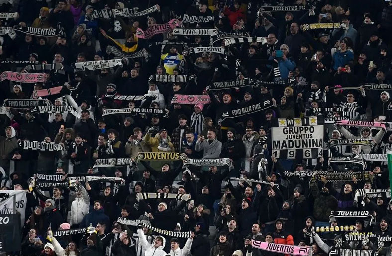 Dos aficionados de la Juventus condenados por saludo nazi y gestos de simio