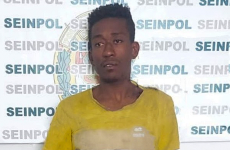 Vecinos capturan a colombiano que ingresó a robar a dos viviendas