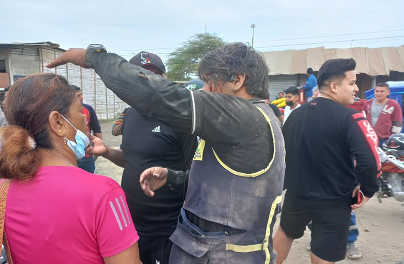 Choque de motocicletas dejó dos personas heridas en Zarumilla