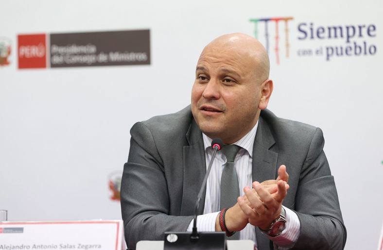 Ministro Salas: esperamos que próximo presidente del Congreso trabaje con el Ejecutivo